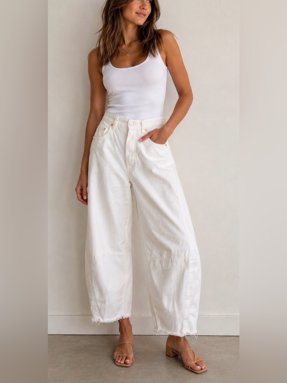 Citizens of Humanity White Barrel Jeans Size 26 Raw Hem